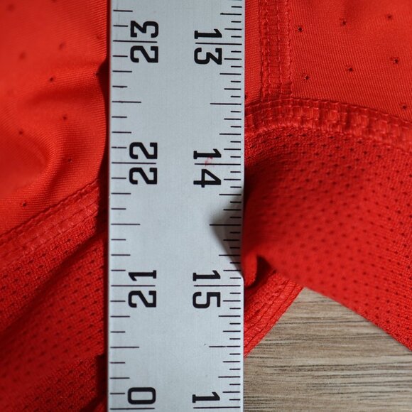 Nike Untoucnable Shorts Mens Medium Red Black Football Swoosh Dri-Fit 804339-671 - Picture 11 of 14